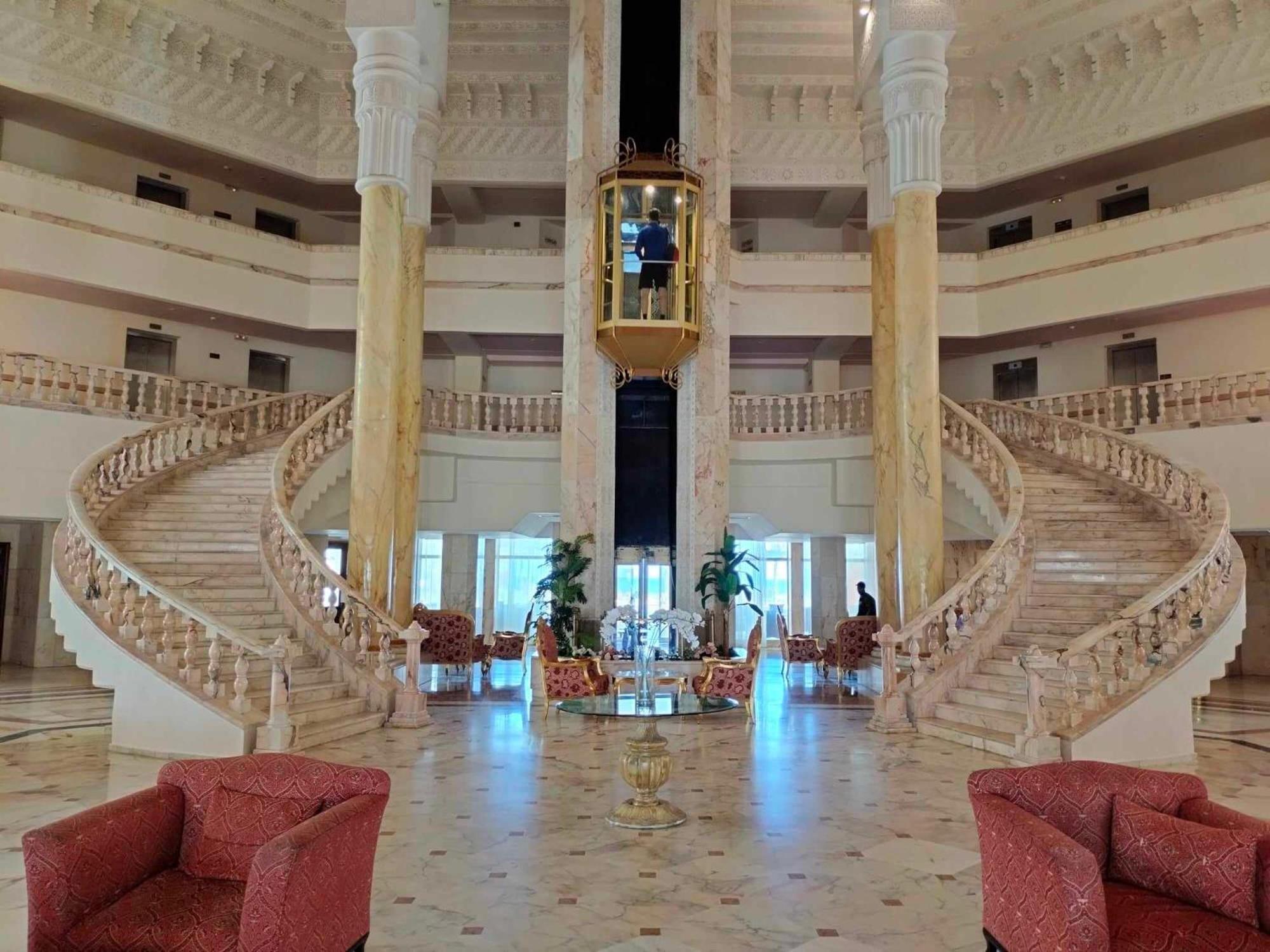 Amir Palace Hotel Монастир Екстериор снимка